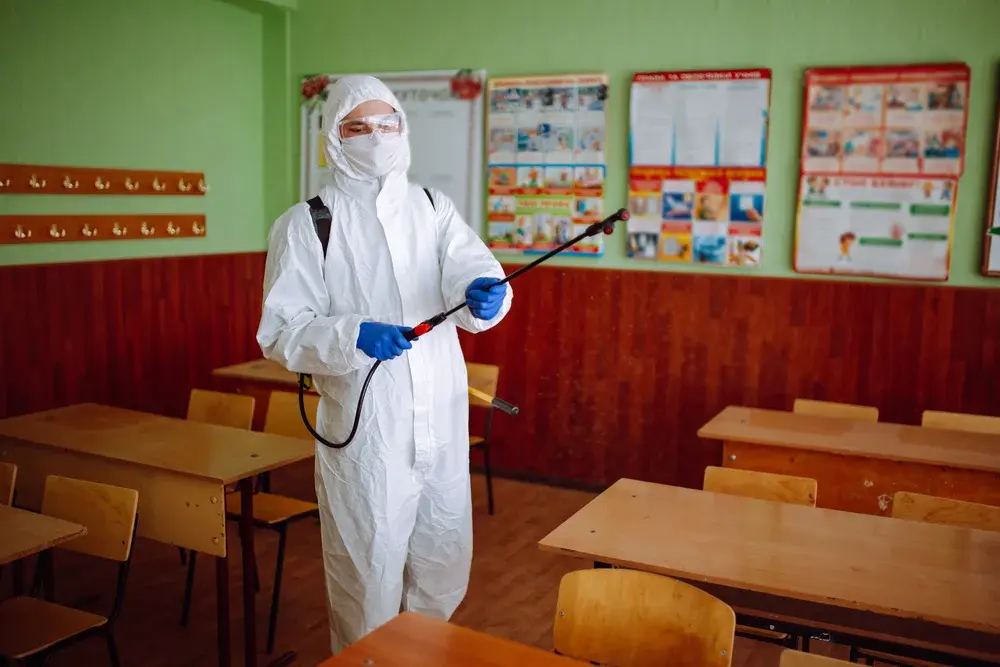 Dedetizadora em Mesquita: controle de pragas para escolas e creches